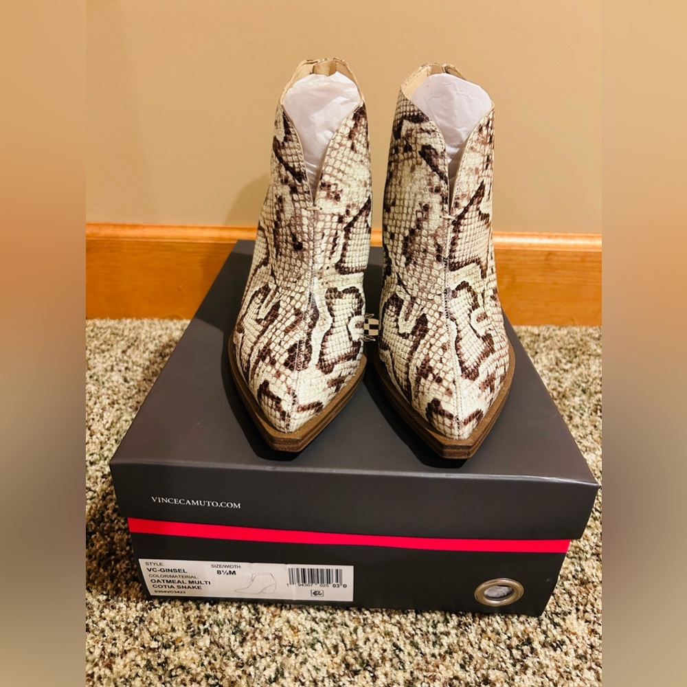 Vince Camuto Ankle Boots Size 8.5